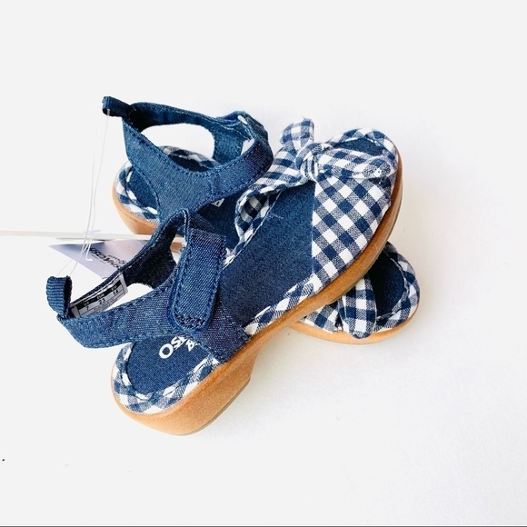 Nwt Oshkosh Blue Gingham Girls Bow Sandals Size 7 - Picture 1 of 15